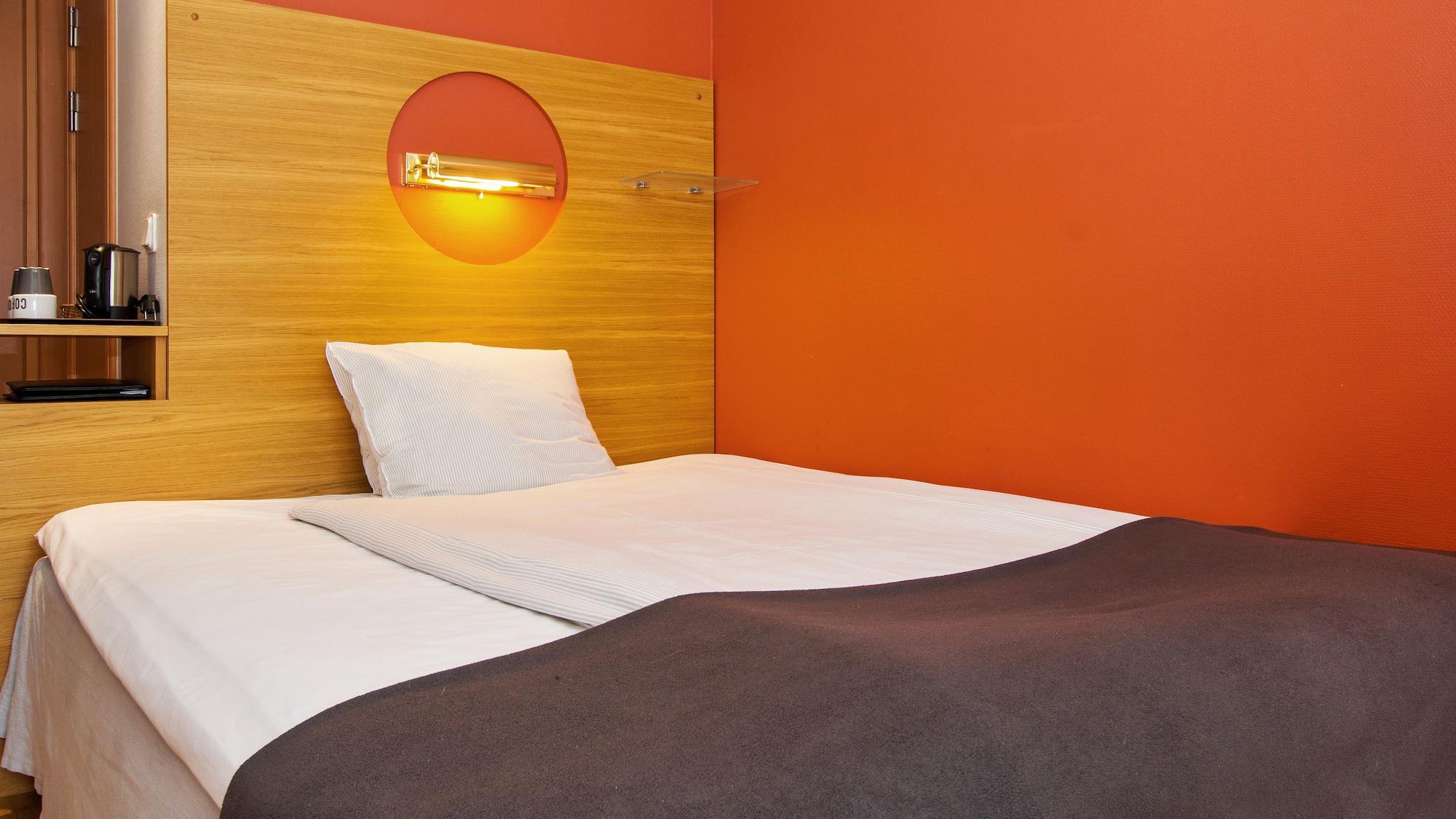 Elite City Hotel, Oerebro Esterno foto