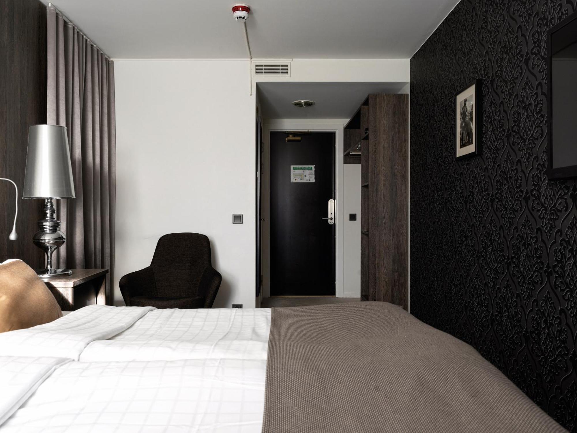 Elite City Hotel, Oerebro Esterno foto